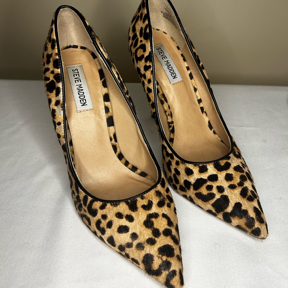 Steve Madden Daisie Leopard Print Calf hair Pumps Heels